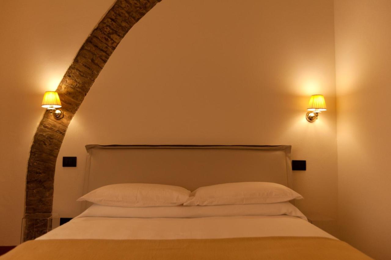 Palazzo Benucci Bed & Breakfast San Gimignano Exterior photo