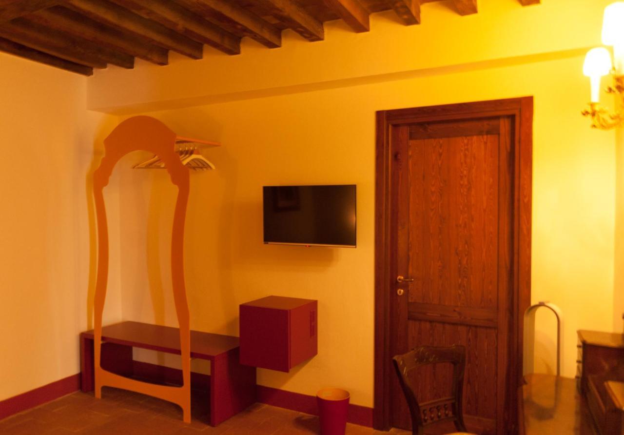 Palazzo Benucci Bed & Breakfast San Gimignano Exterior photo